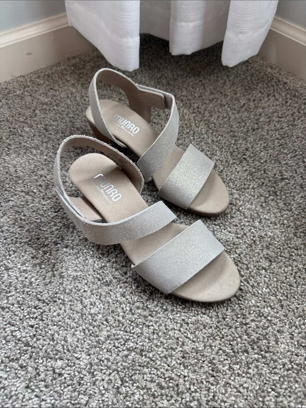 Munro Shimmery Beige Slingback Sandals